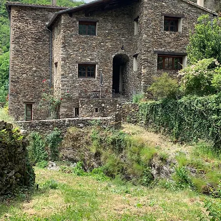 La Ferme Du Valdeyron Bed and breakfast